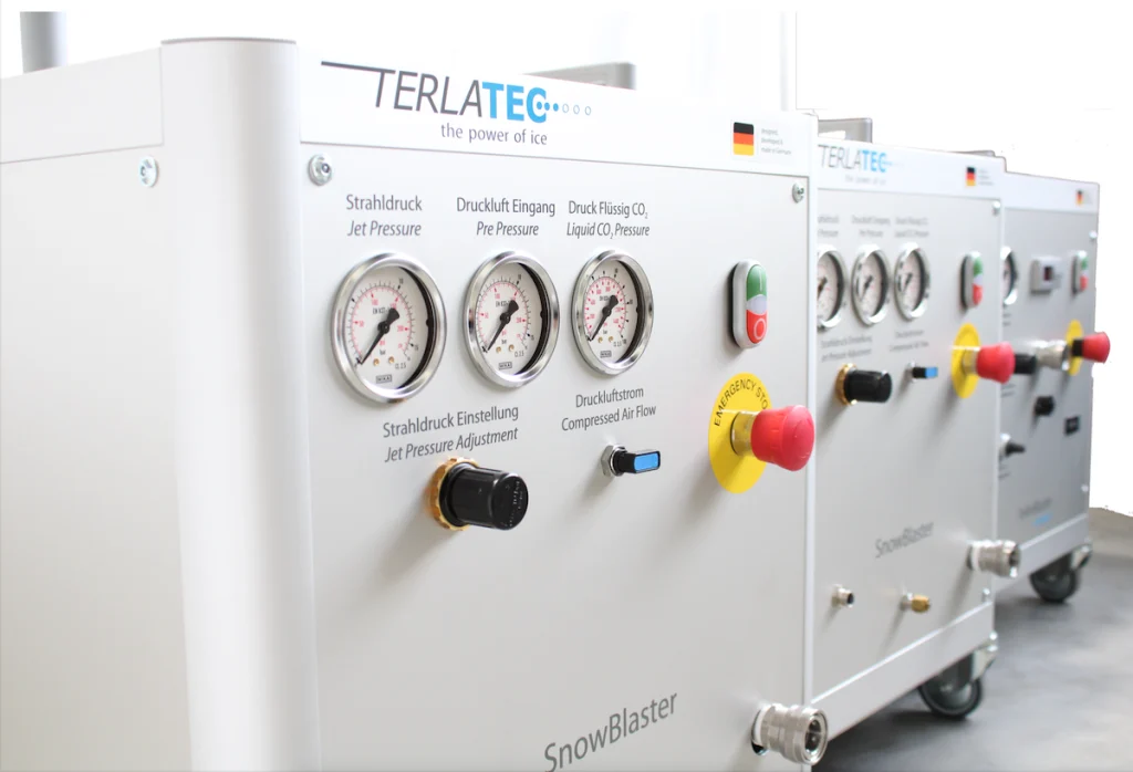 CO₂ Schneestrahlen – Rückstandsfreie Schneestrahlreinigung 1 CO2-Schneestrahlanlagen-snowblaster-CO2 snow cleaning-TERLATEC